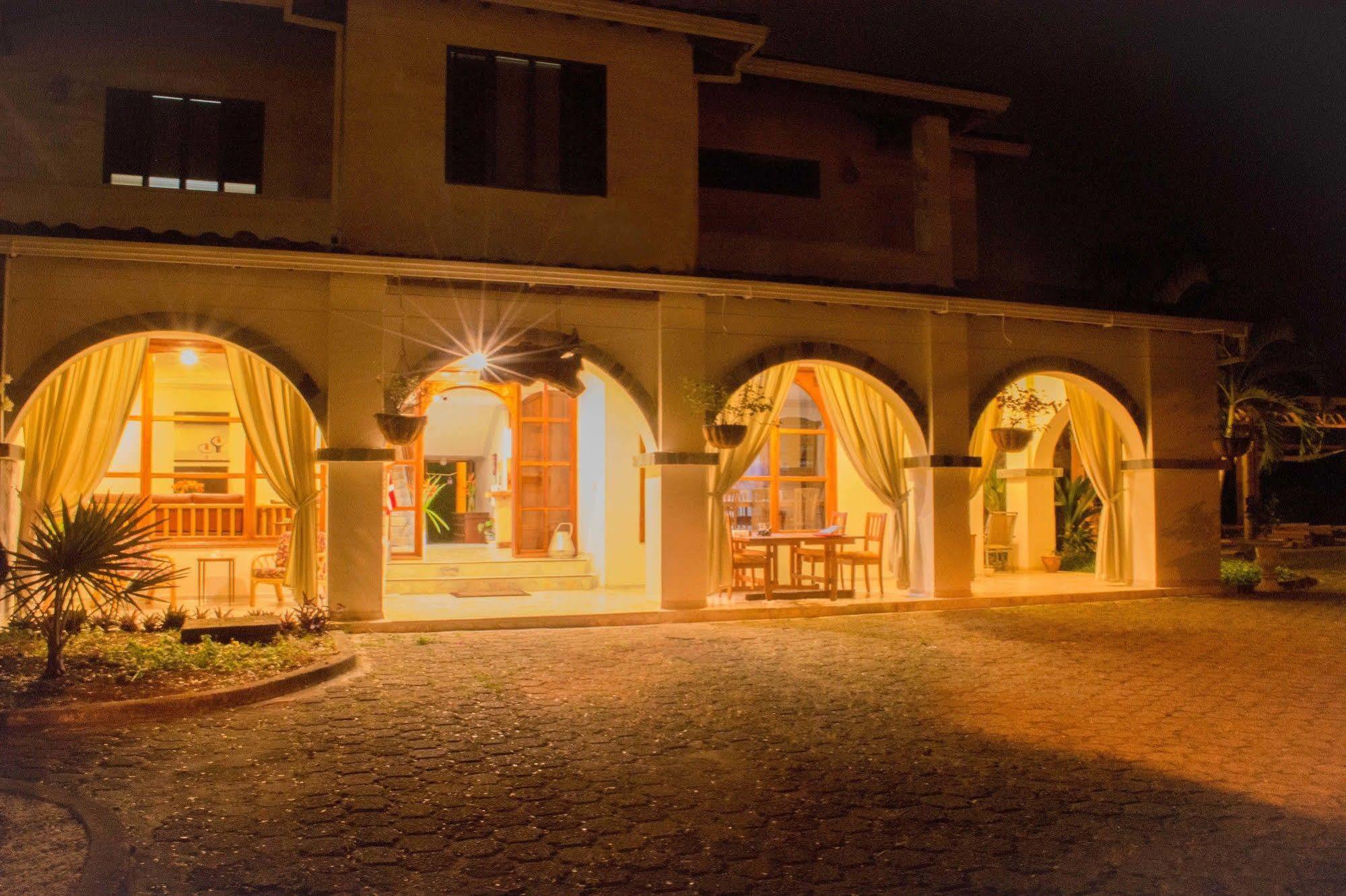 El Lugar Boutique Hotel Cerritos 外观 照片