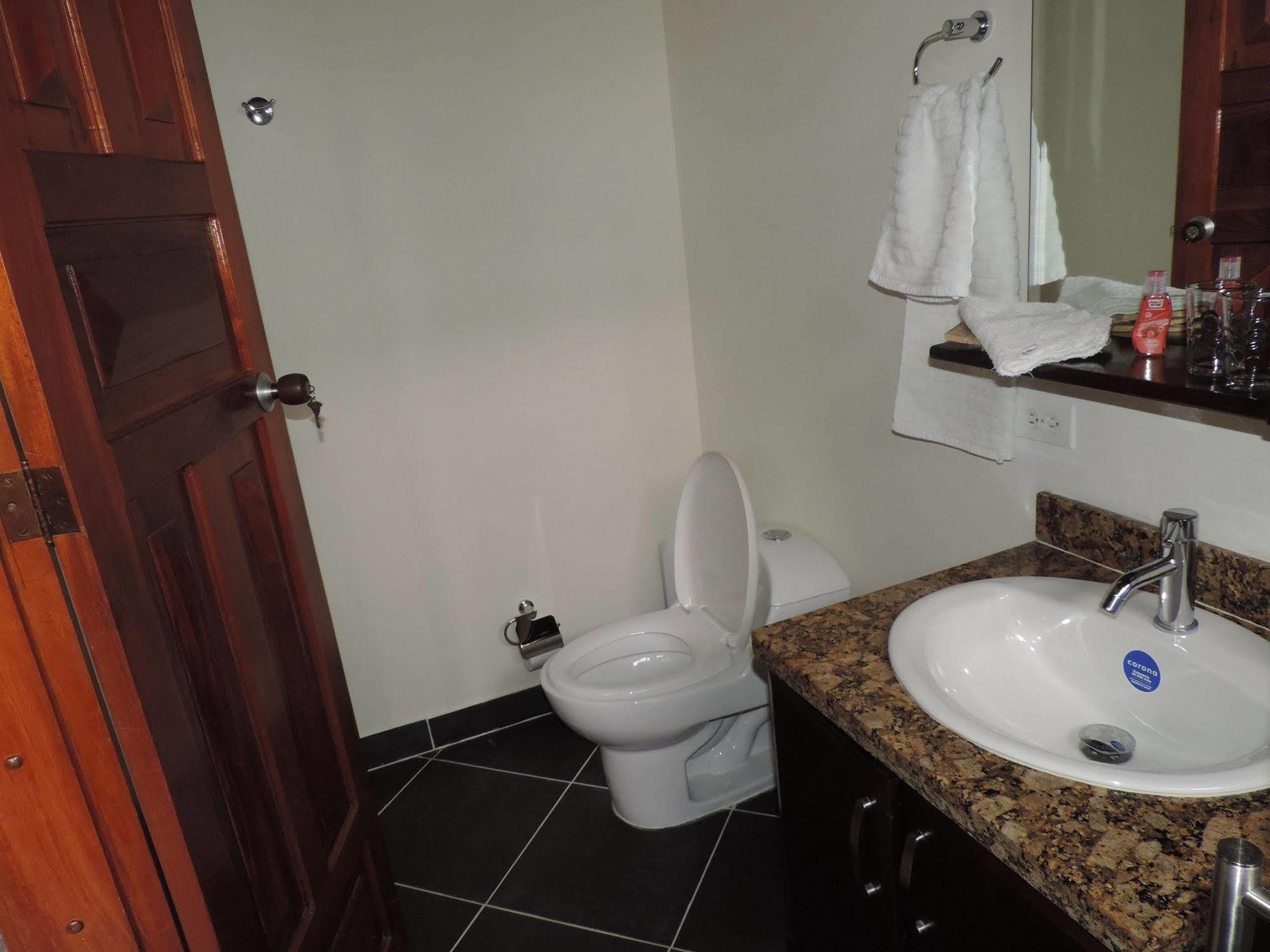 El Lugar Boutique Hotel Cerritos 外观 照片